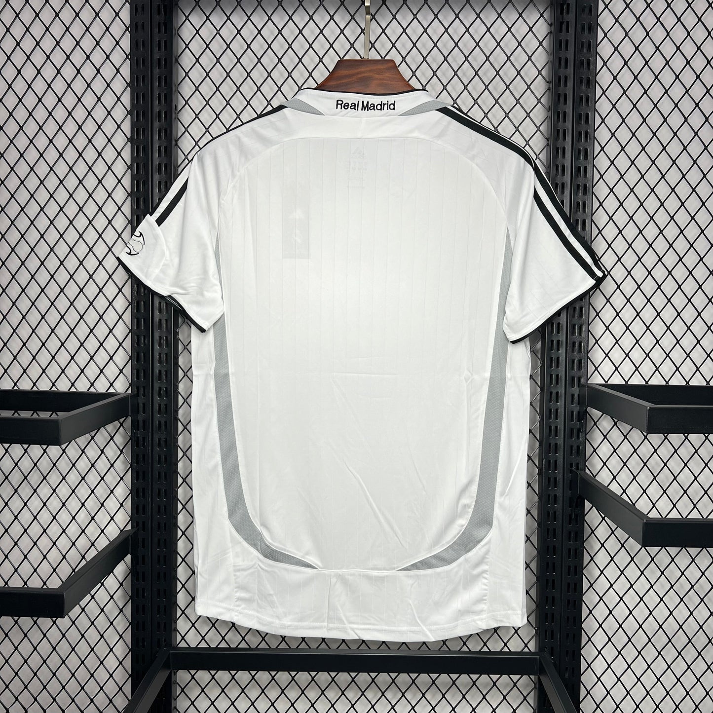 Real Madrid 06/07 Home Jersey